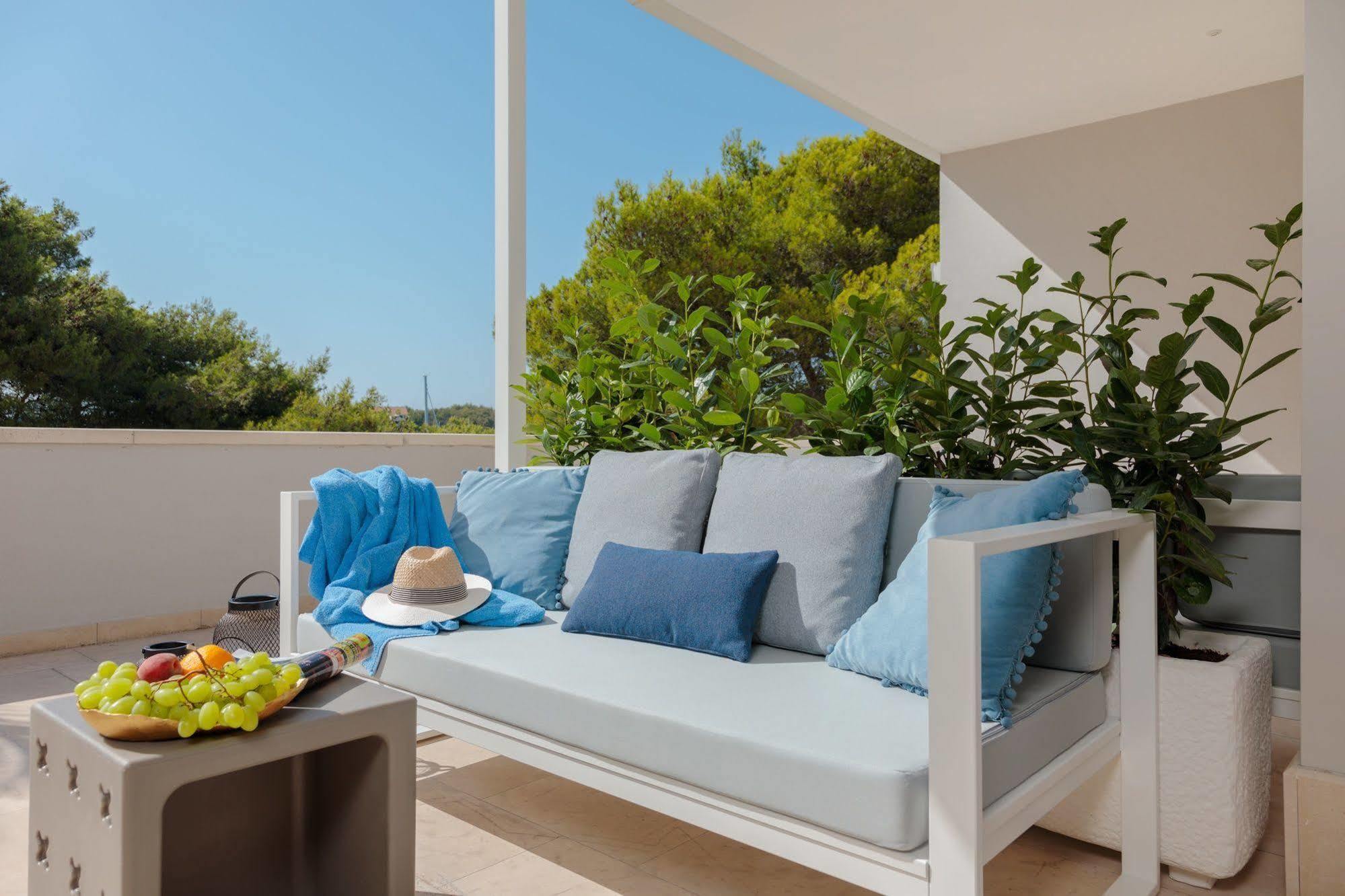 Osam - Adults Only Hotel 4*