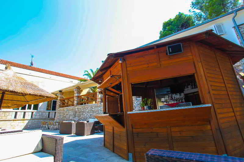 Hotel Osam - Adults Only 4*